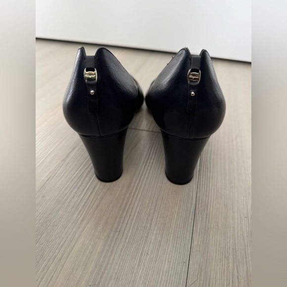 Salvatore Ferragamo Peep Toe Wedge Heel Navy Blue Pump 9.5 - Picture 5 of 11